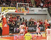 FC Bayern vs Brose Baskets Bamberg (©Foto: Martin Schmitz)